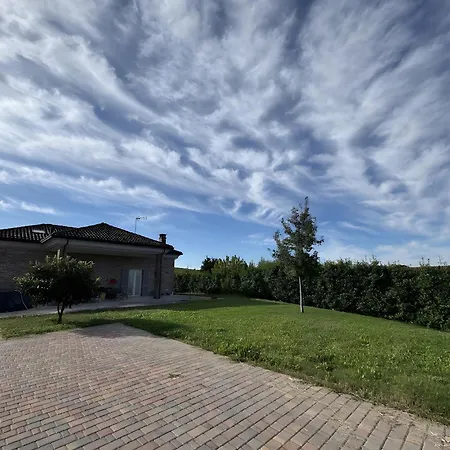 Casa Di Ercolino Con Piscina Holiday home Moasca