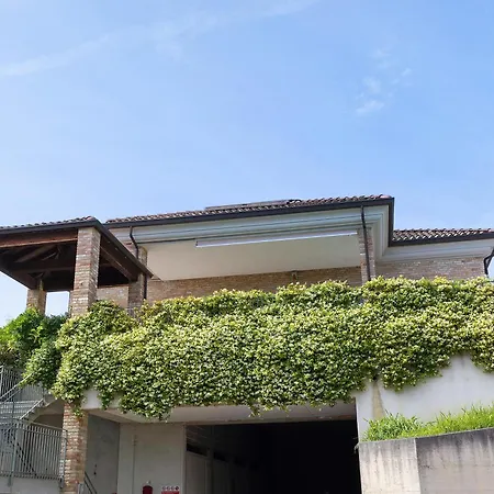 Nyaraló Casa Di Ercolino Con Piscina Moasca